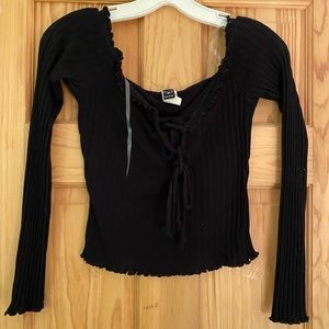 Black Windsor Top